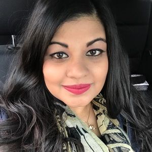 Meet your Posher, Mala